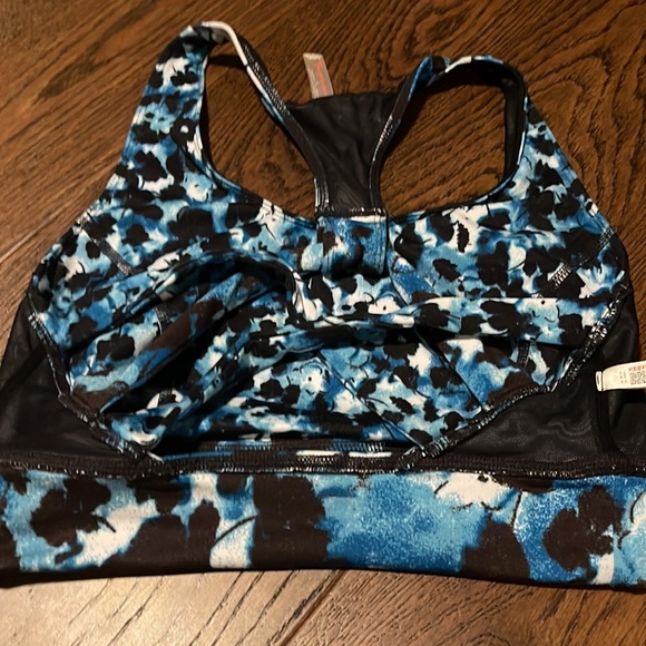 Women’s blue Tye-dye sports bra/swim top FP movement Small - Picture 4 of 5
